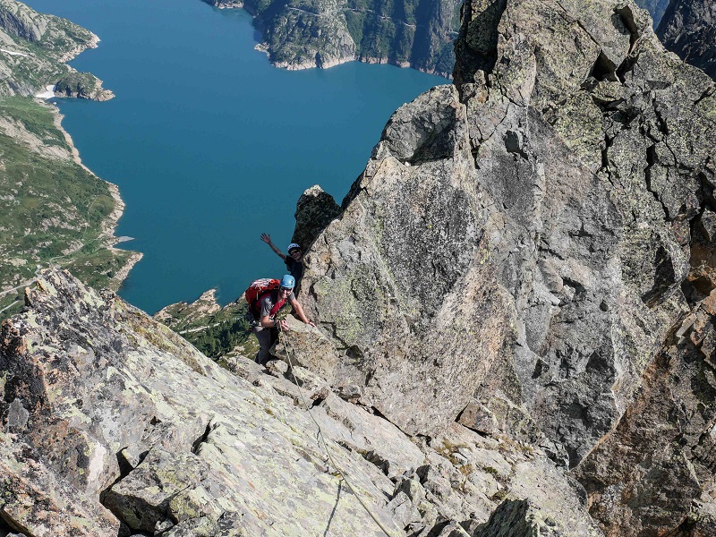 Perrons traverse, above the Emosson dam.