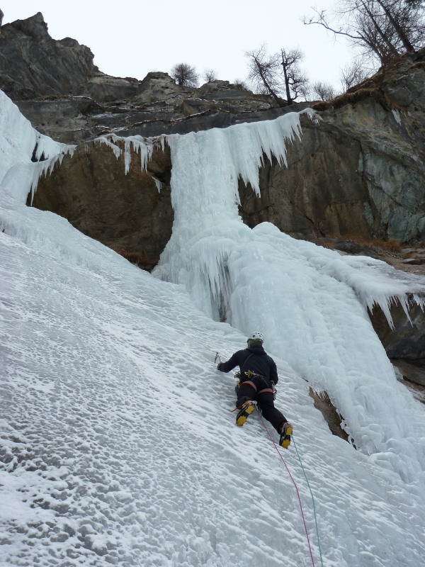 Pitch 1, heading up the pillar