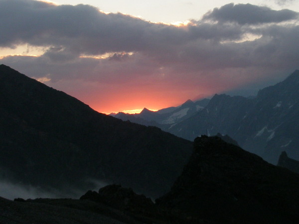 sunrise over the Pas de Chevre
