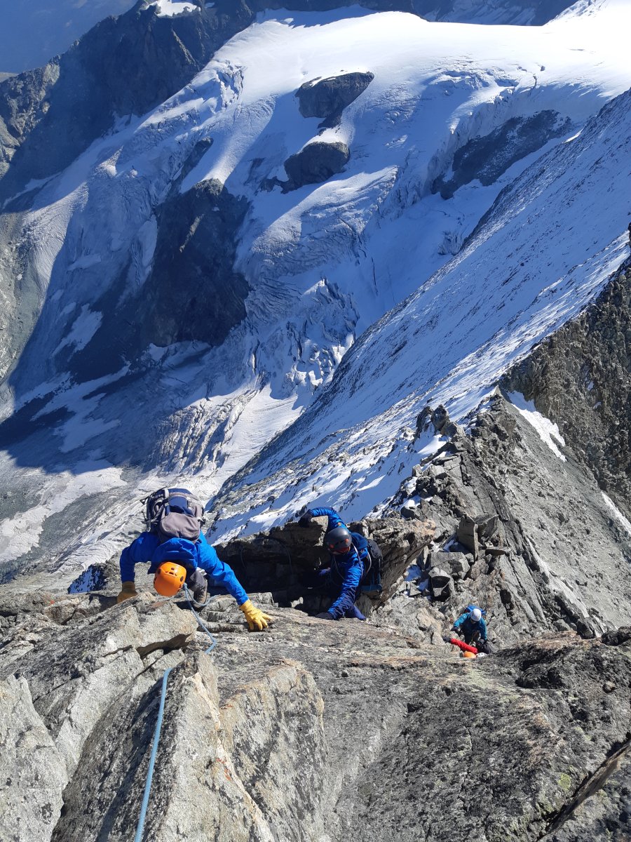 The final climb to the Cheilon summit